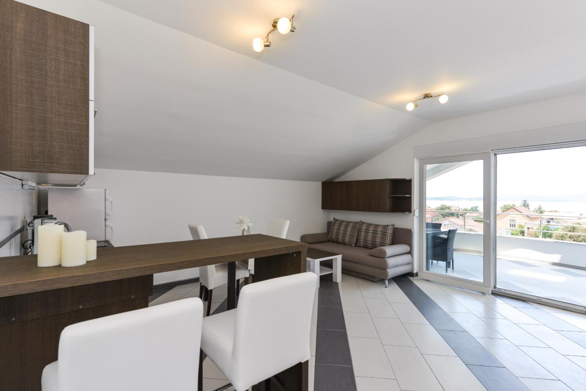 Apartmani Martin Mit Beheiztem Pool With Heated Pool Бибинье Экстерьер фото