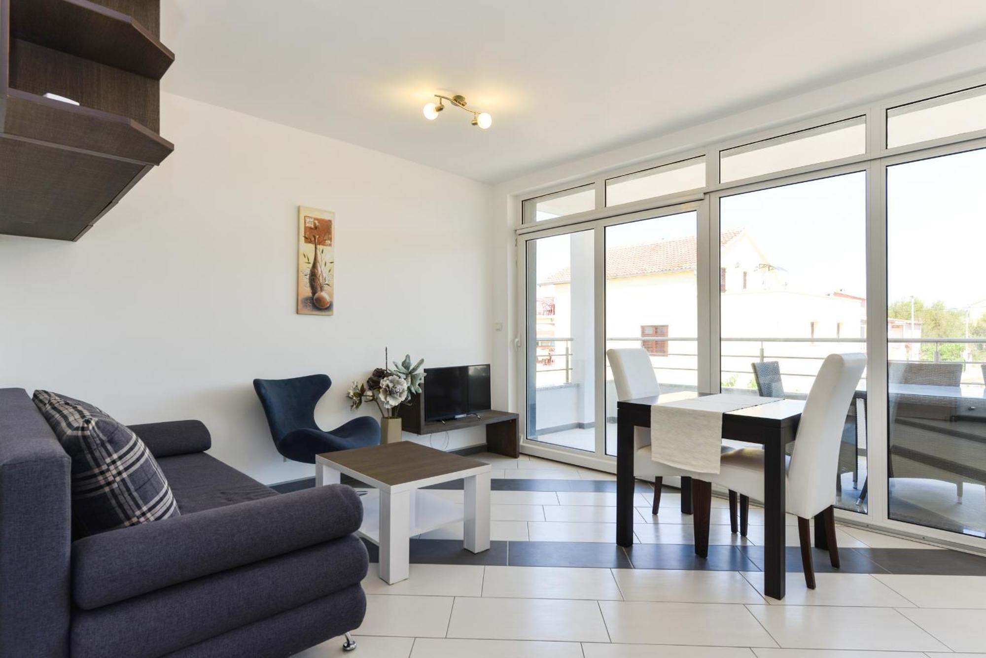 Apartmani Martin Mit Beheiztem Pool With Heated Pool Бибинье Экстерьер фото
