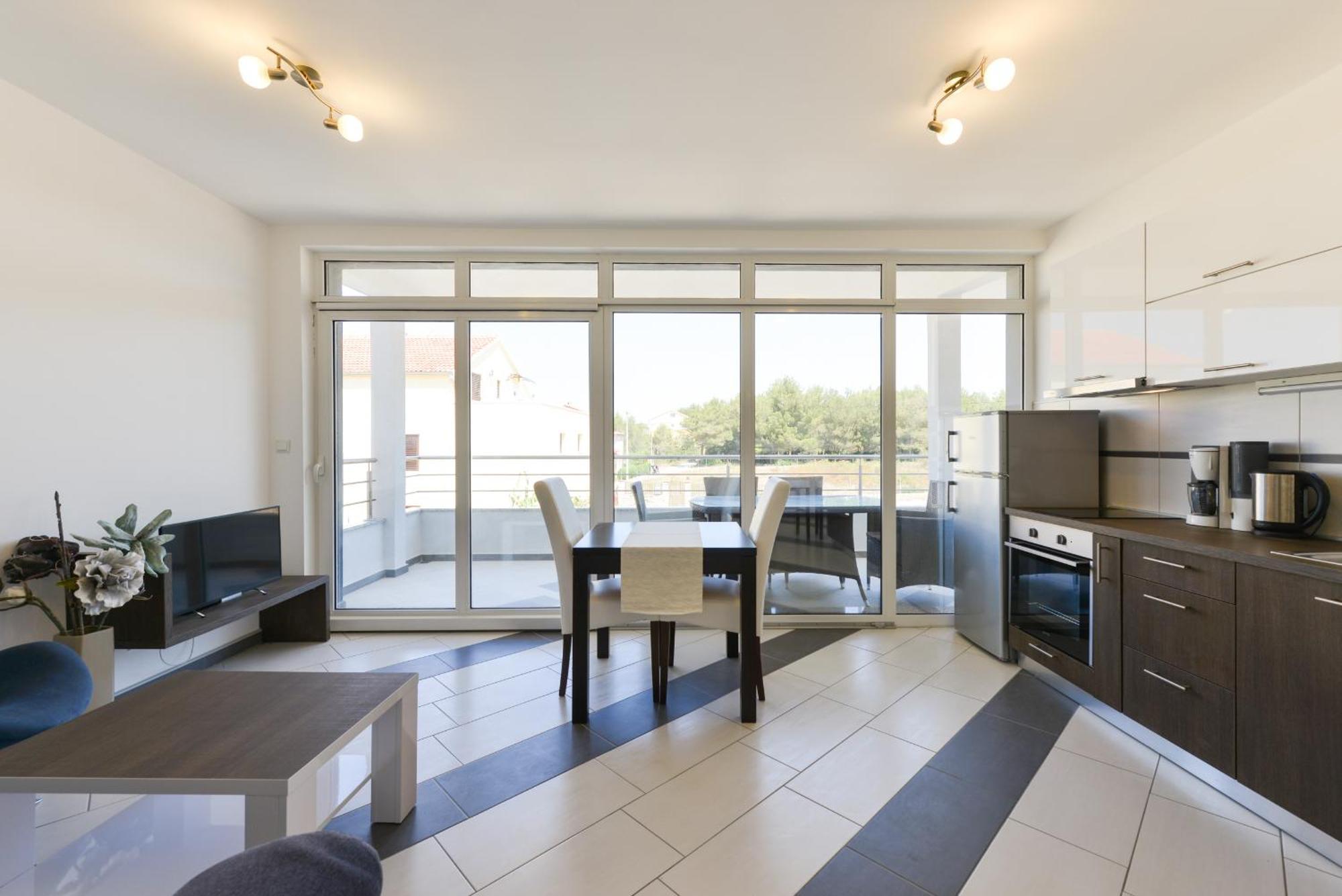 Apartmani Martin Mit Beheiztem Pool With Heated Pool Бибинье Экстерьер фото