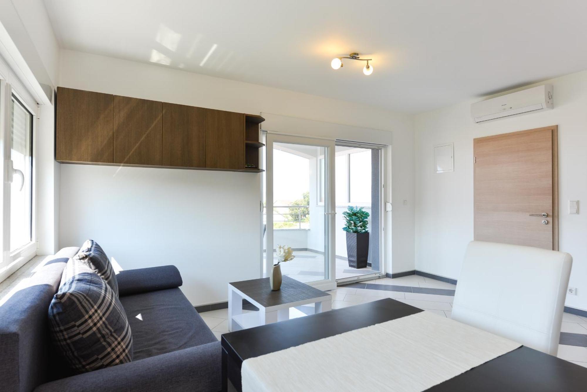 Apartmani Martin Mit Beheiztem Pool With Heated Pool Бибинье Экстерьер фото