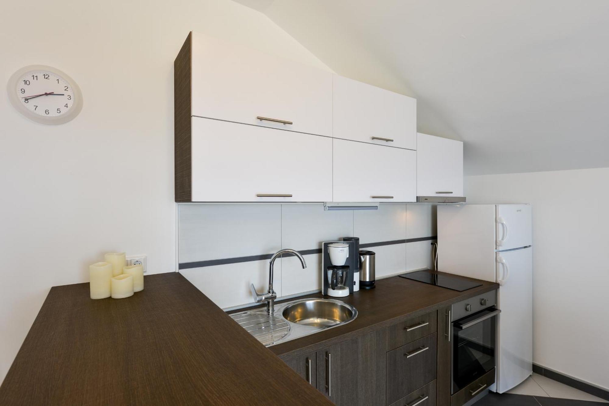 Apartmani Martin Mit Beheiztem Pool With Heated Pool Бибинье Экстерьер фото