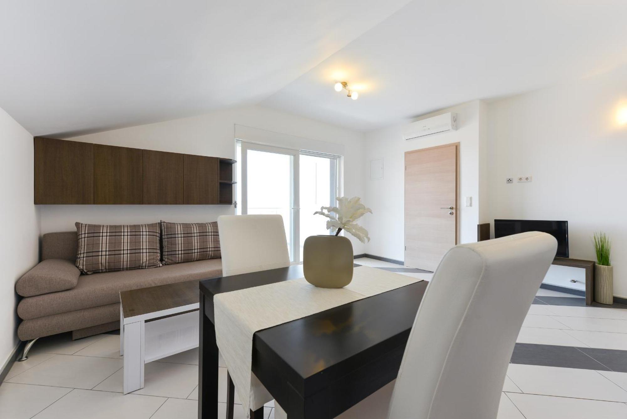 Apartmani Martin Mit Beheiztem Pool With Heated Pool Бибинье Экстерьер фото
